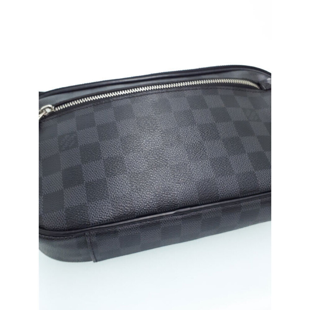 Louis Vuitton Umbrella Damier Graphite Body Bag Black - Picture 5 of 9
